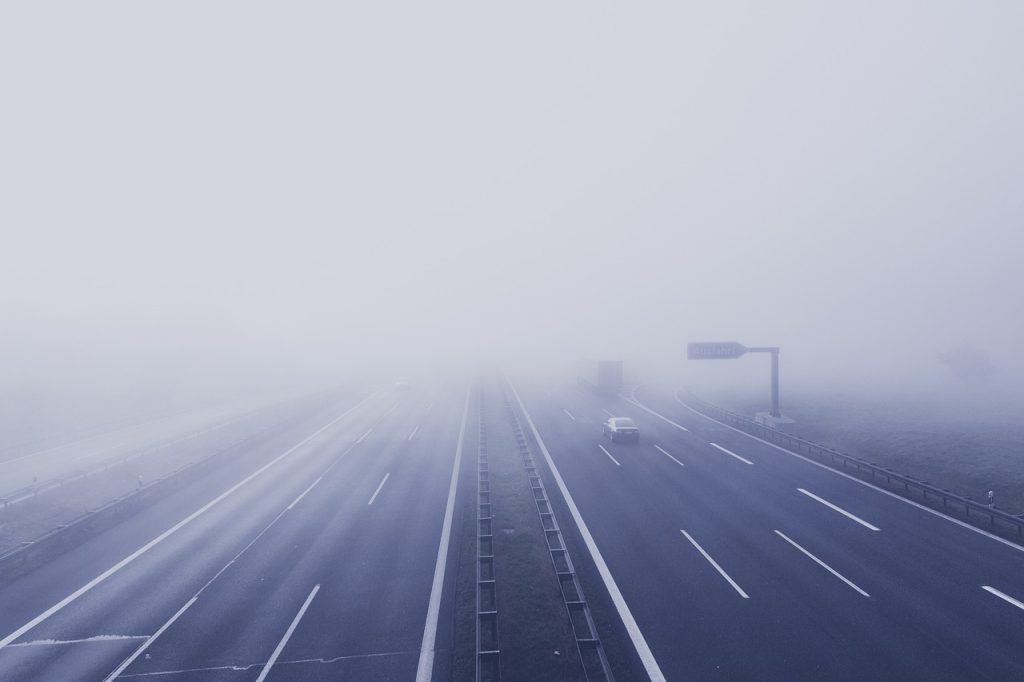fog, road, highway-1819149.jpg